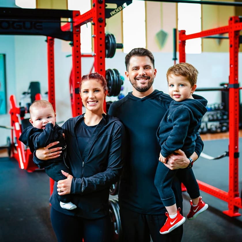 family enjoying pursuit fitness gym in monroe